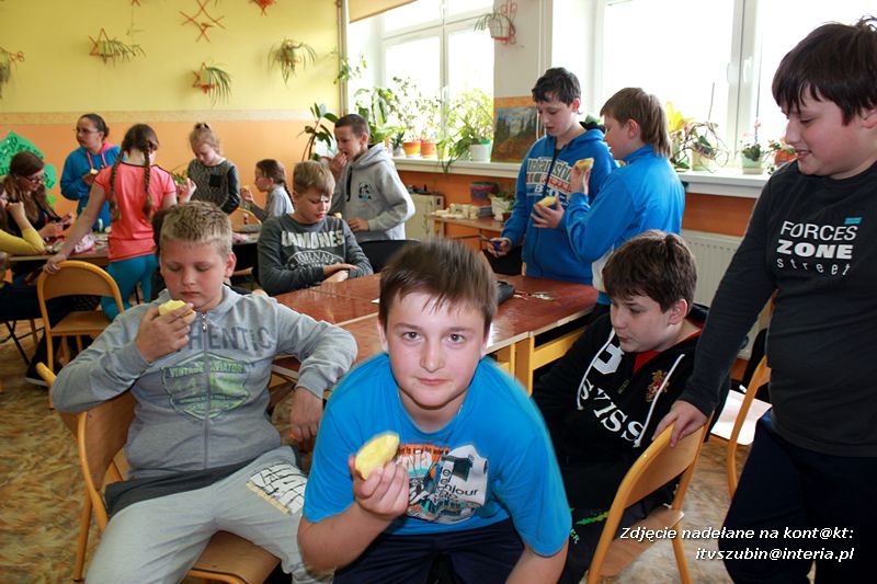 Żyj zdrowo i kolorowo - obchody Światowego Dnia Zdrowia w Kołaczkowie