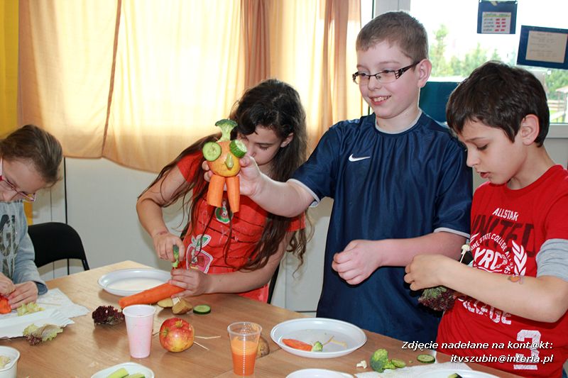 Żyj zdrowo i kolorowo - obchody Światowego Dnia Zdrowia w Kołaczkowie