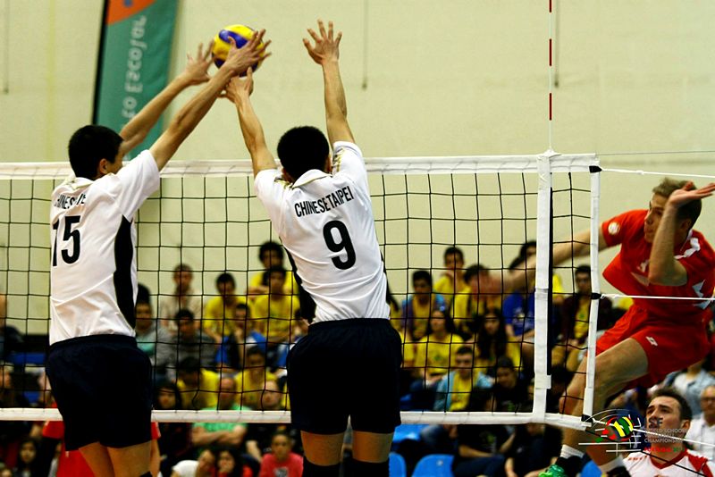 Po zaciętej i wyrównanej walce o Mistrzostwo Świata Szkół w siatkówce Janek Lesiuk powraca do domu ze srebrem !!!