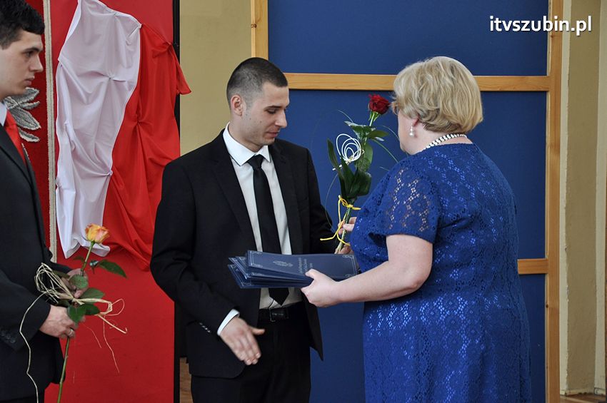 Zakończenie roku szkolnego klasy maturalnej w ZSP Szubin
