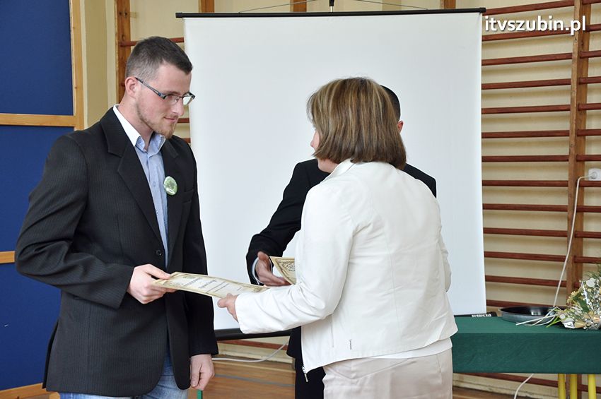 Zakończenie roku szkolnego klasy maturalnej w ZSP Szubin