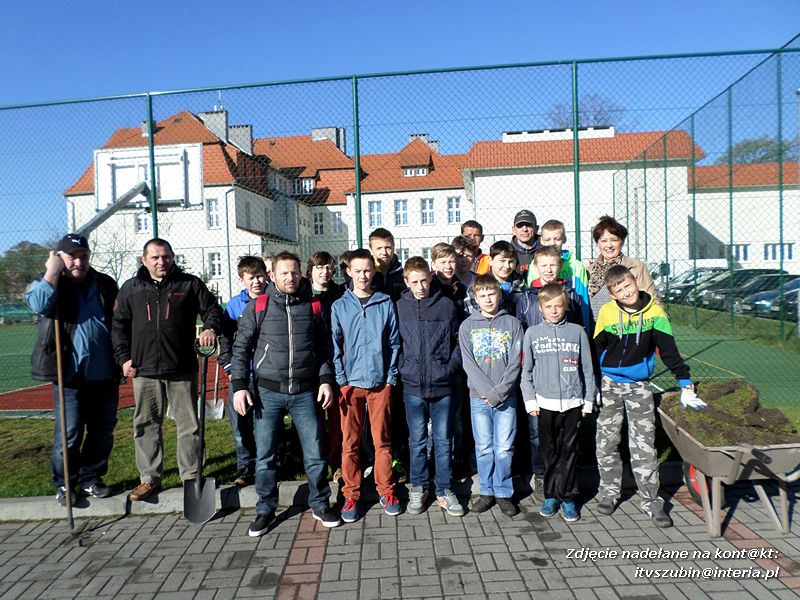 100 drzew na 100-lecie szkoły