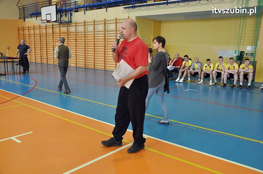 Mamo,Tato baw się z nami