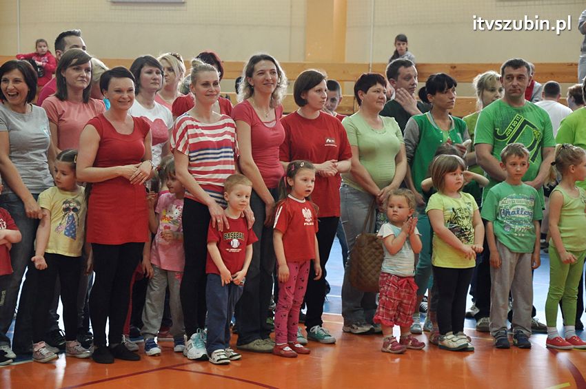 Mamo,Tato baw się z nami