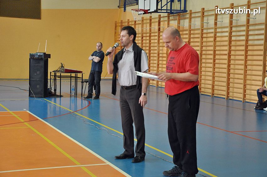 Mamo,Tato baw się z nami