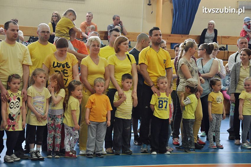 Mamo,Tato baw się z nami