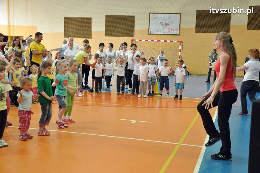 Mamo,Tato baw się z nami