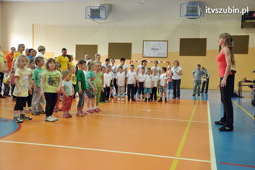 Mamo,Tato baw się z nami