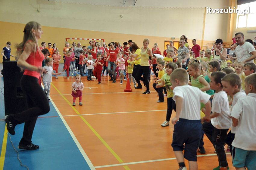 Mamo,Tato baw się z nami