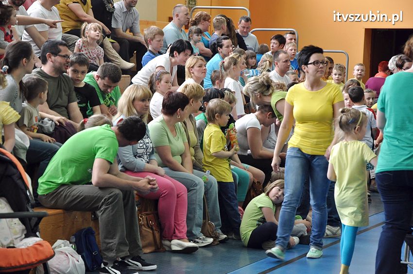 Mamo,Tato baw się z nami