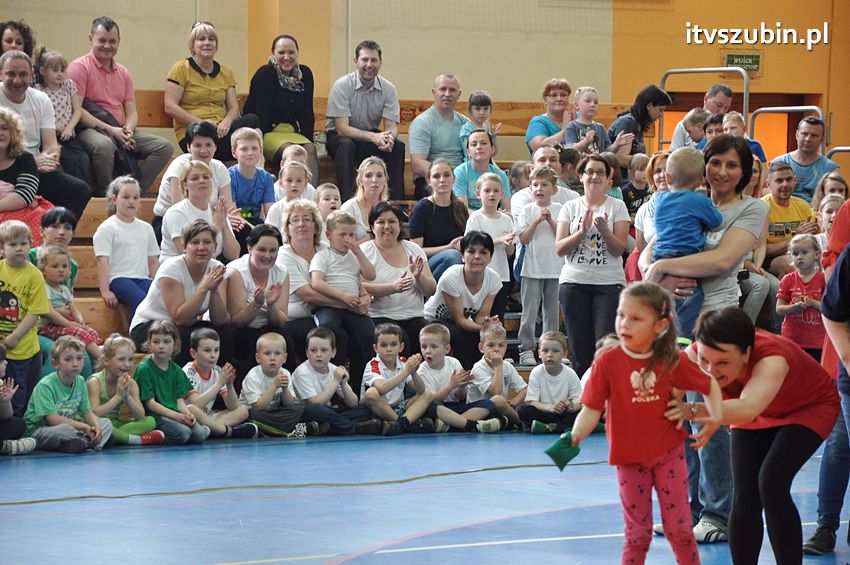 Mamo,Tato baw się z nami