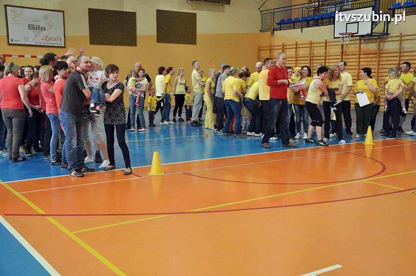 Mamo,Tato baw się z nami