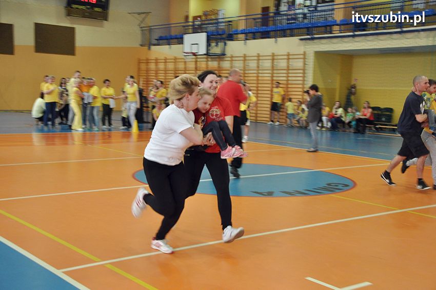 Mamo,Tato baw się z nami