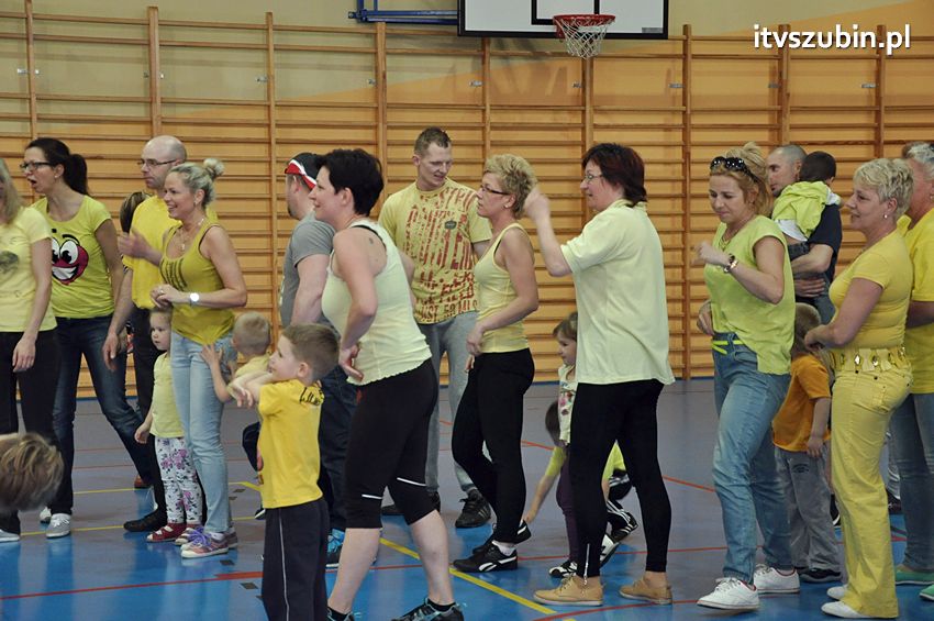 Mamo,Tato baw się z nami