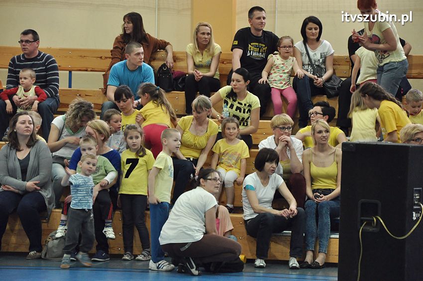 Mamo,Tato baw się z nami
