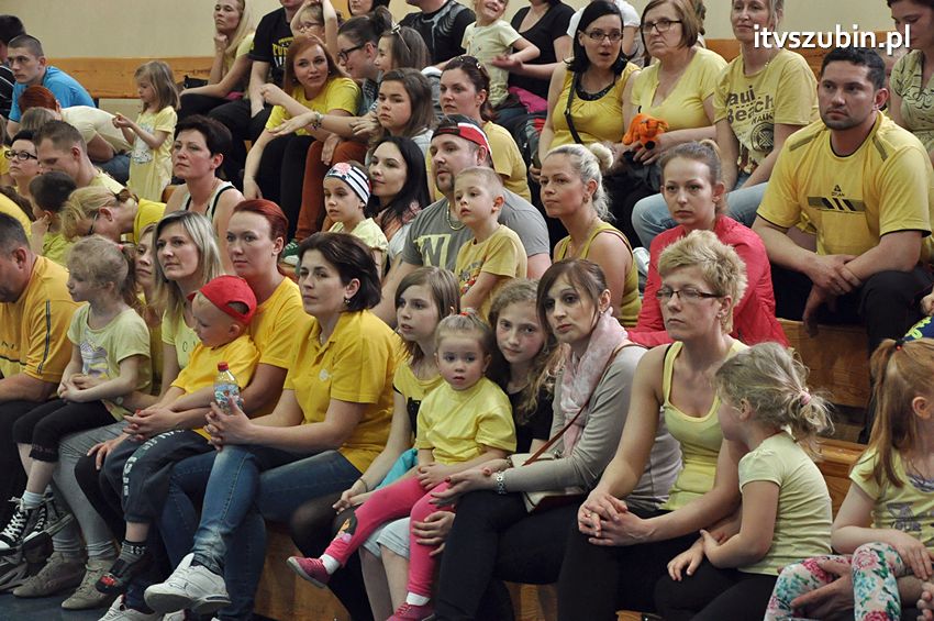 Mamo,Tato baw się z nami