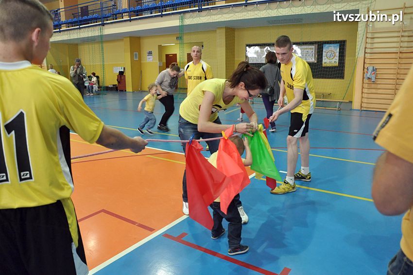 Mamo,Tato baw się z nami