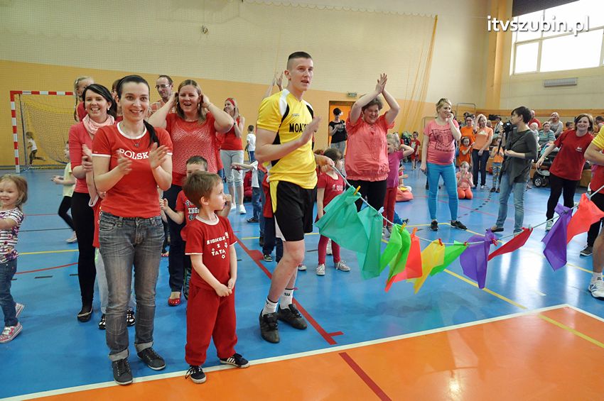 Mamo,Tato baw się z nami