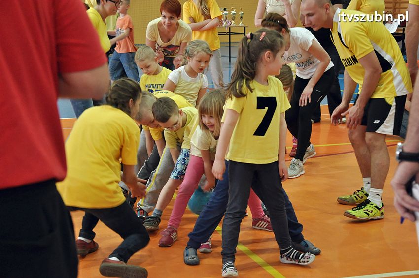 Mamo,Tato baw się z nami