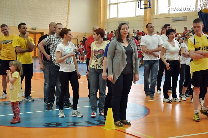 Mamo,Tato baw się z nami