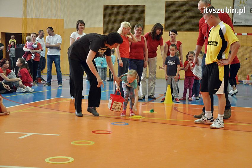 Mamo,Tato baw się z nami