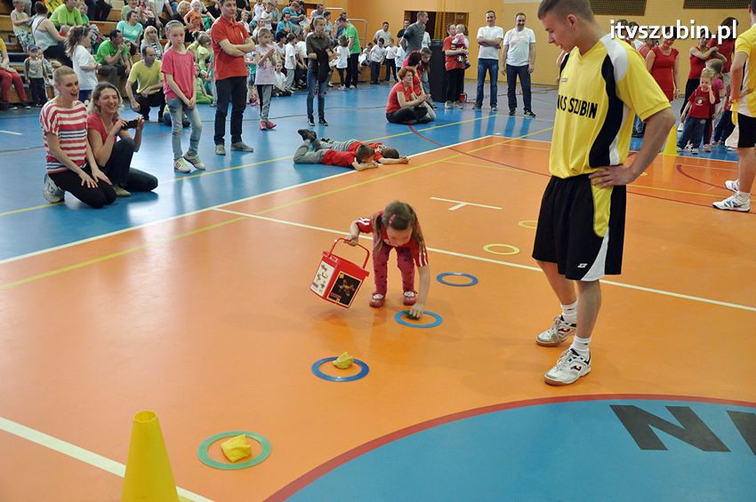 Mamo,Tato baw się z nami