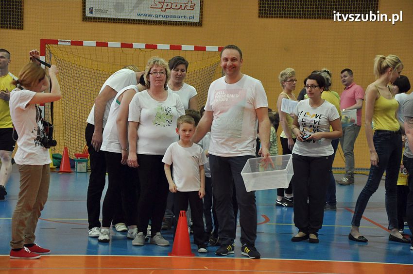 Mamo,Tato baw się z nami