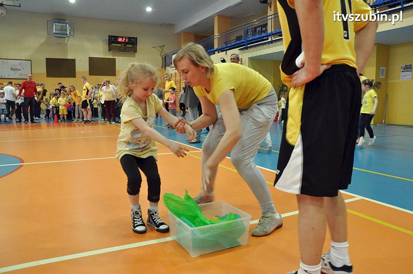 Mamo,Tato baw się z nami