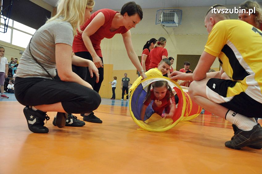 Mamo,Tato baw się z nami