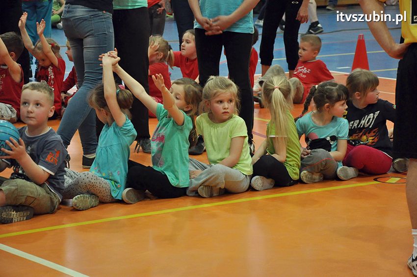 Mamo,Tato baw się z nami