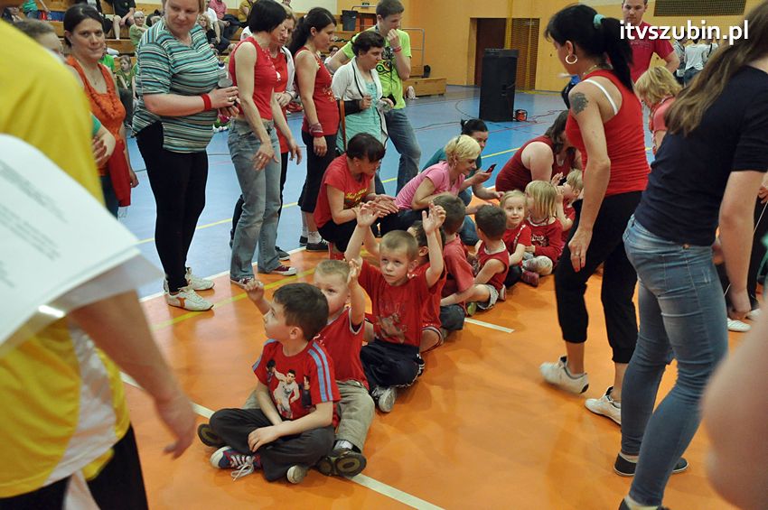 Mamo,Tato baw się z nami
