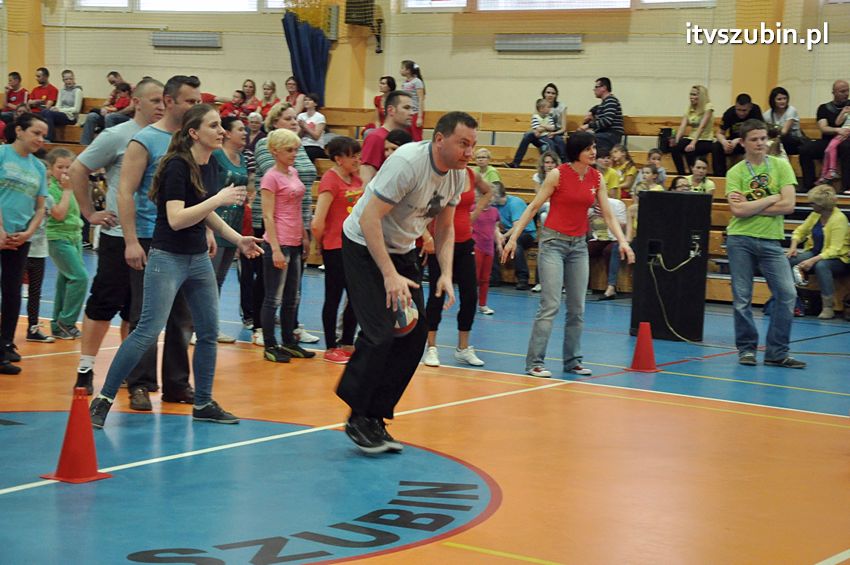 Mamo,Tato baw się z nami