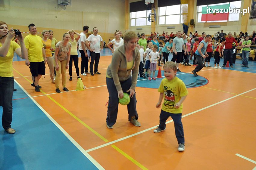 Mamo,Tato baw się z nami