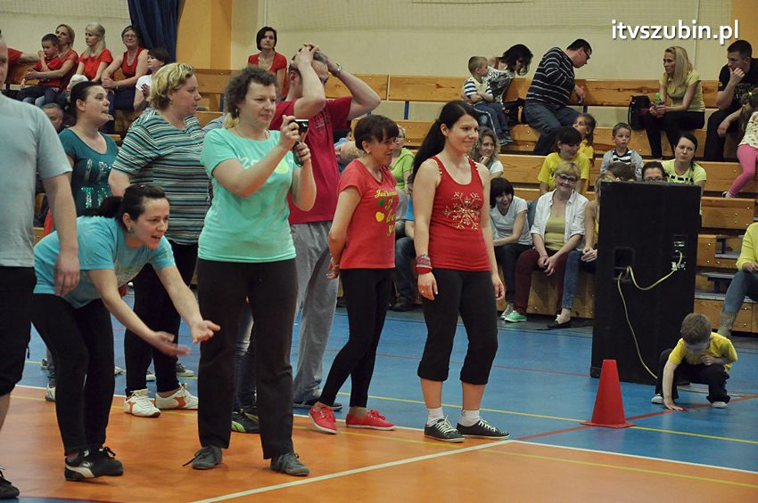 Mamo,Tato baw się z nami