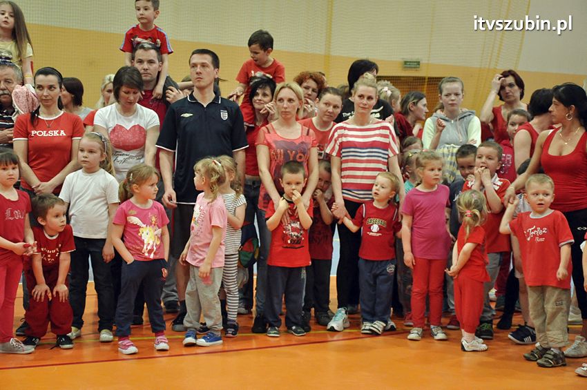 Mamo,Tato baw się z nami