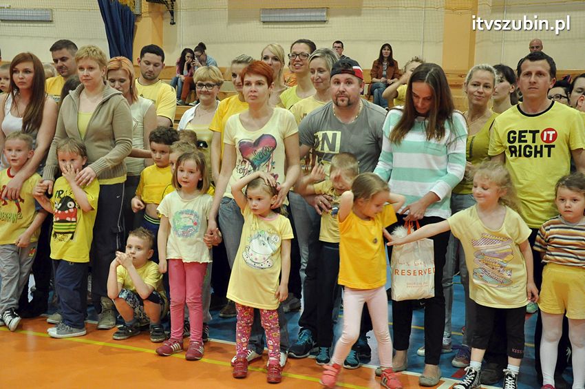 Mamo,Tato baw się z nami