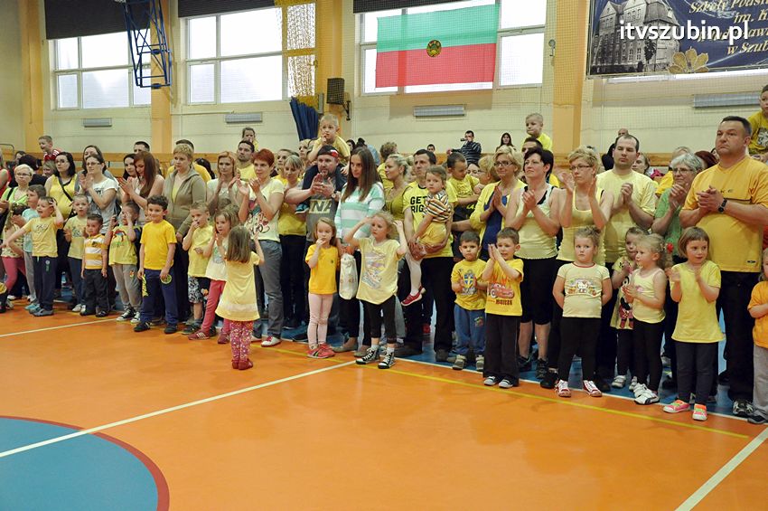 Mamo,Tato baw się z nami