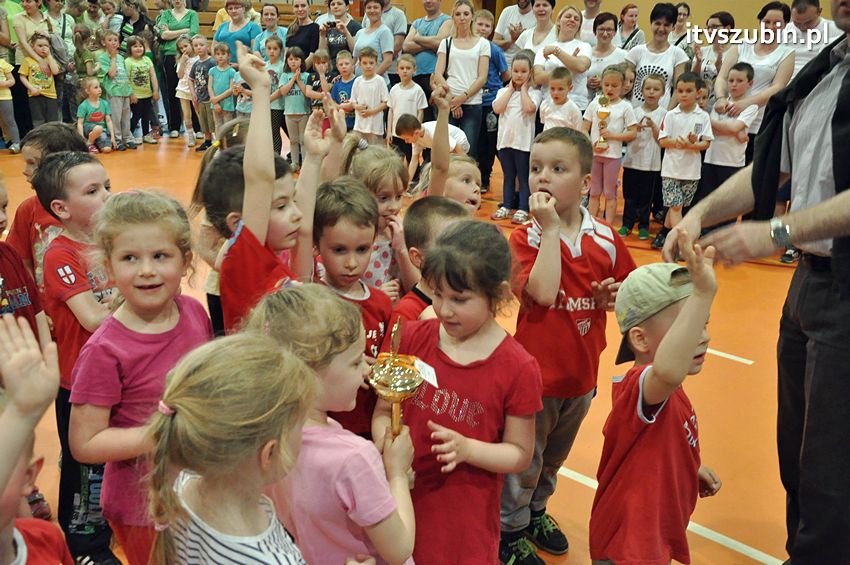 Mamo,Tato baw się z nami