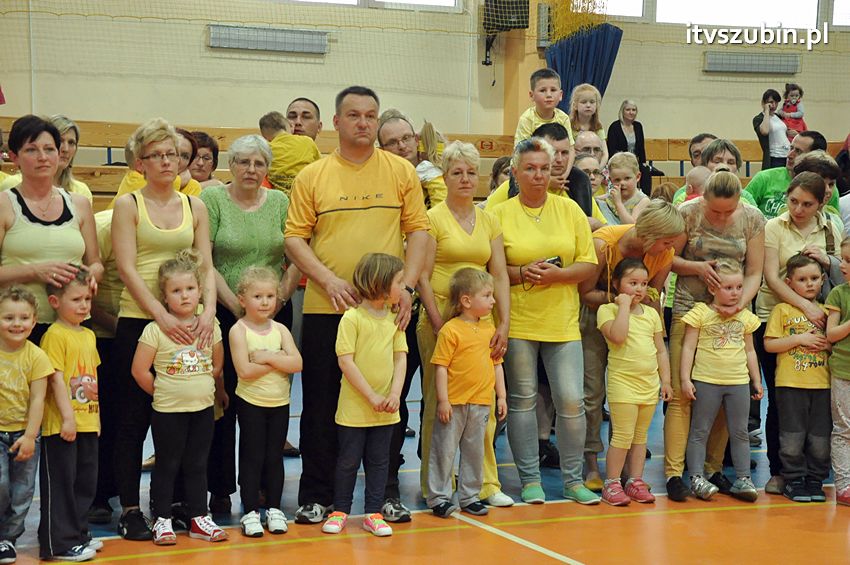 Mamo,Tato baw się z nami