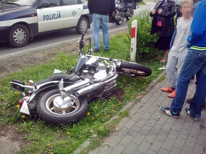 14-letni pasażer motocykla trafił śmigłowcem do szpitala