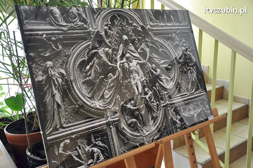 Oblicza wiary - wystawa szubińskich fleszowców