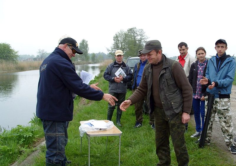 Zawody koła PZW 128 Szubin w Antoniewie