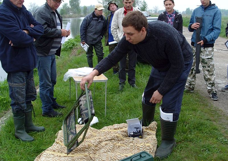 Zawody koła PZW 128 Szubin w Antoniewie