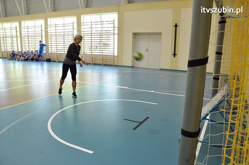 Warsztaty tchoukballa w I LO w Szubinie