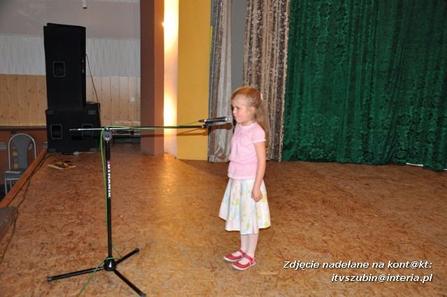 Gminny konkurs recytatorki ?Żyjemy zdrowo i wesoło?