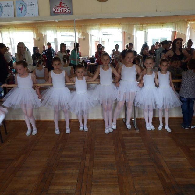 Formacja MINI SLOW  wystąpiła w konkursie tanecznym Karolinka 2014