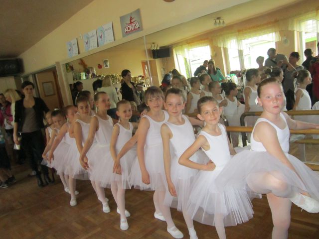 Formacja MINI SLOW  wystąpiła w konkursie tanecznym Karolinka 2014