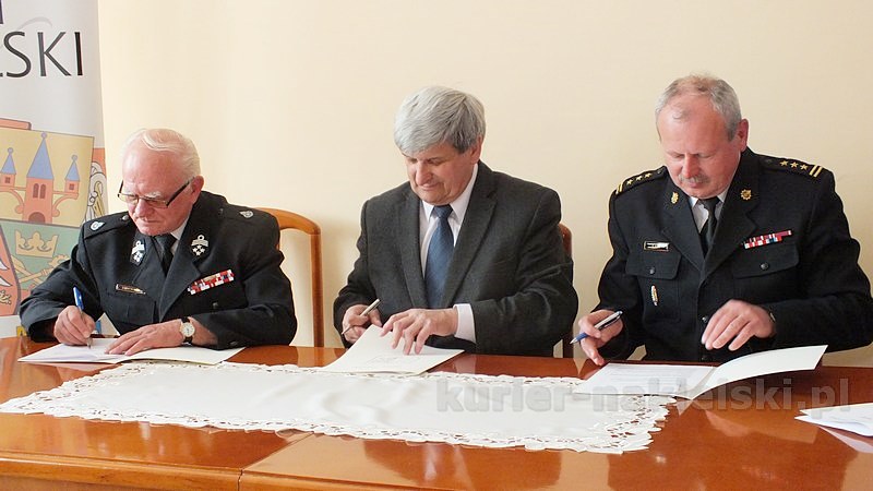 Podpisano porozumienie ws. utworzenia klasy mundurowej w LO Szubin