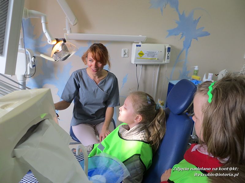 Pszczółki i Zuchy z wizytą w Family Dental w Bydgoszczy