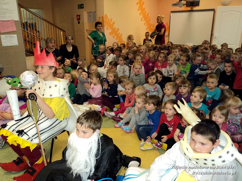Przedstawienie w wykonaniu uczniów ze Szkoły Podstawowej nr 2